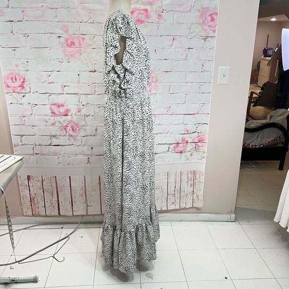 Express Women's V-neck Ruffled Trim High Slit Maxi Dress Black/White Size XL - Picture 5 of 10